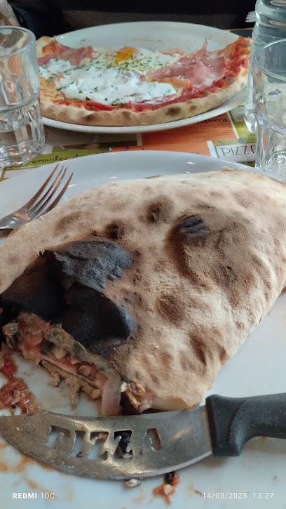 Pizza de Brasserie pizzeria Sud à Saint-Grégoire